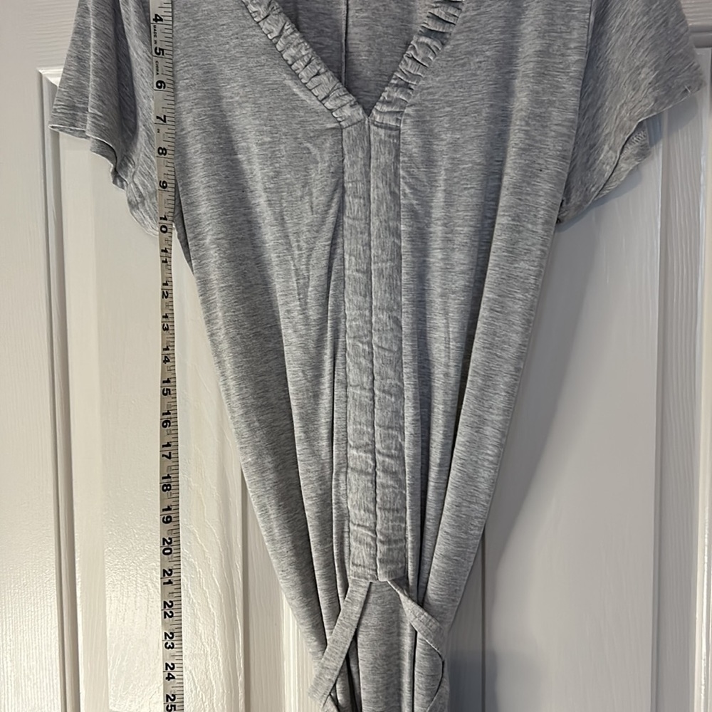 Summer & Sage Women's V-back Cinch Tie Back Gray Jersey Knit Midi Dress Size M